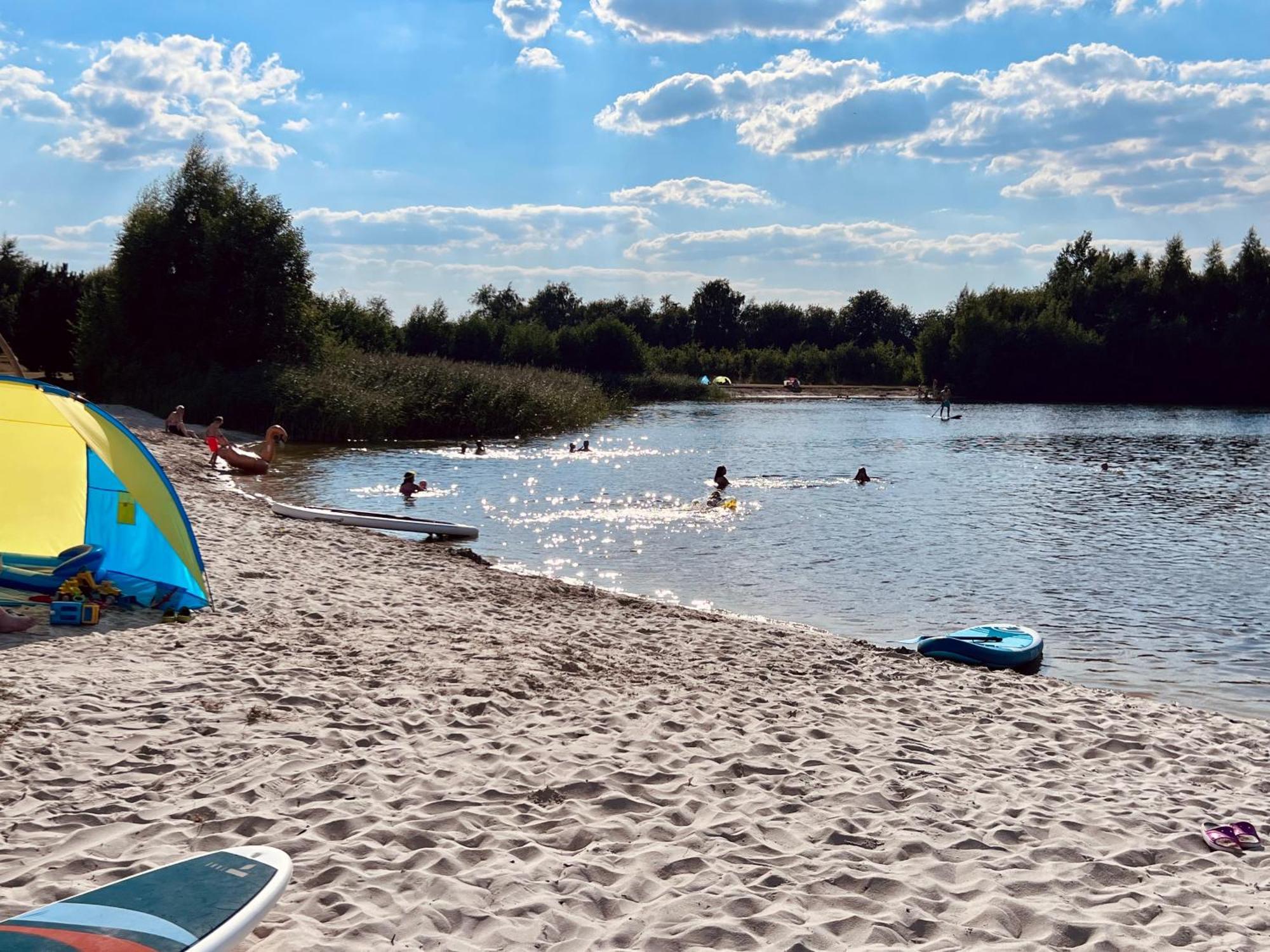 Готель Emsland-Camp Haar  Екстер'єр фото